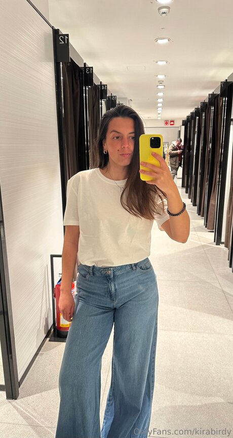 Foto desnuda filtrada de OnlyFans de Kirabirdy
