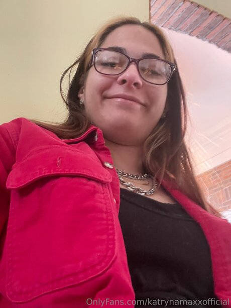 Katrynamaxxofficial
