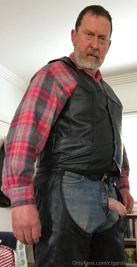 Cigardad65