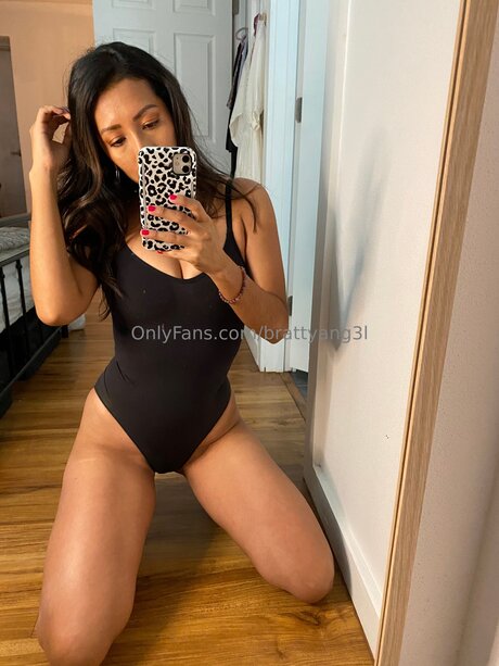 Brattyang3l Foto desnuda filtrada de OnlyFans de Brattyang3l #66