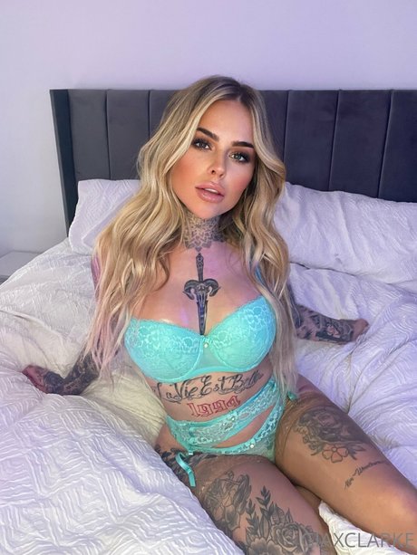 Foto desnuda filtrada de OnlyFans de Gia Clarke