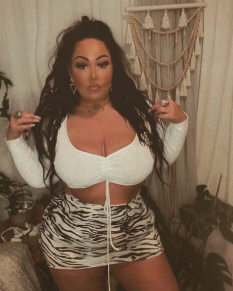 Foto desnuda filtrada de OnlyFans de Mimiko Divine
