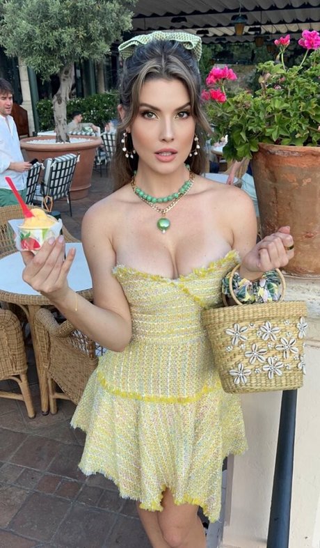Amanda Cerny