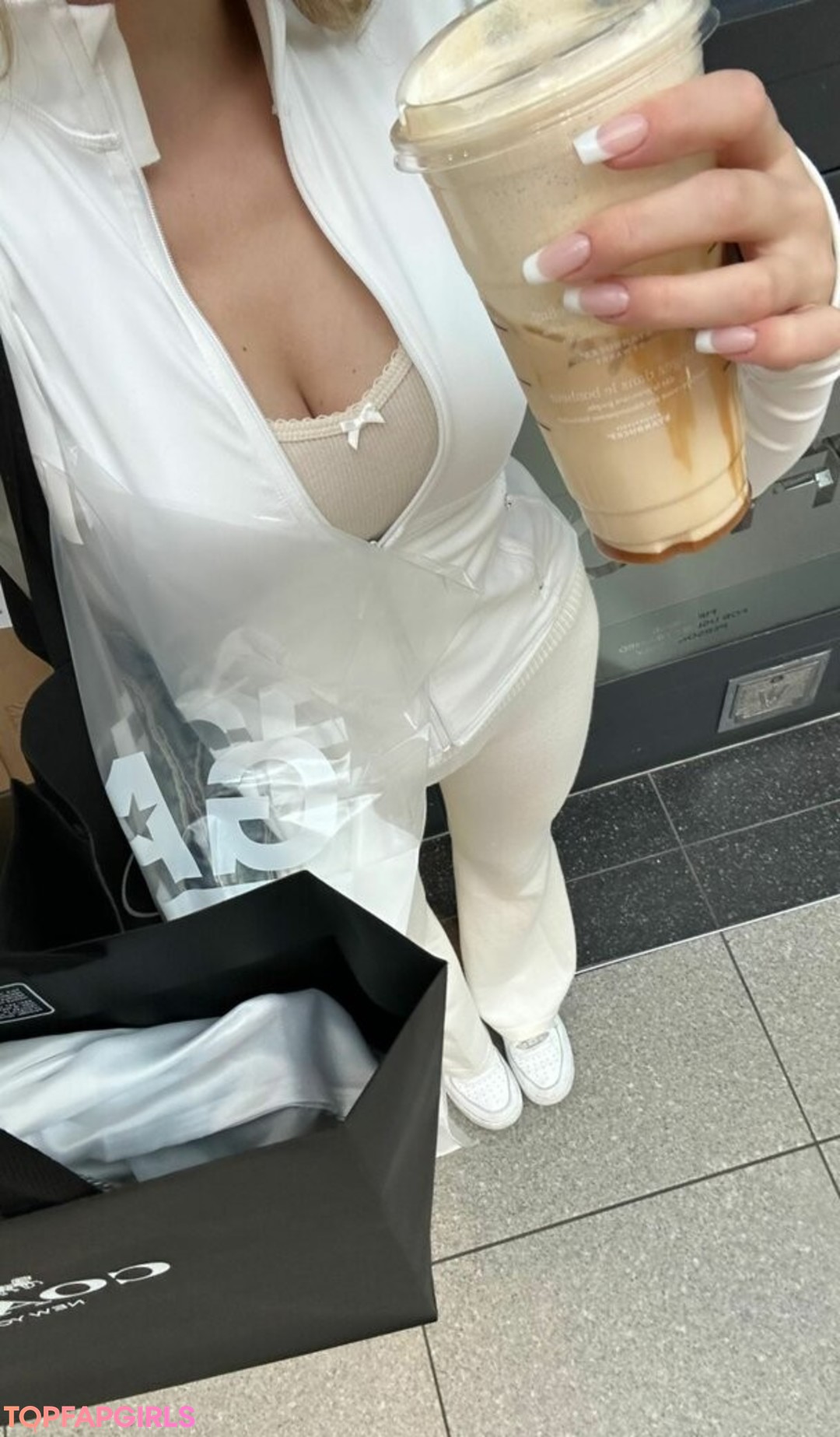 Foto desnuda filtrada de OnlyFans de Sophia Diamond #1114