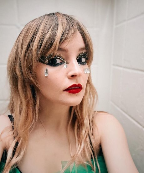 Lauren Mayberry