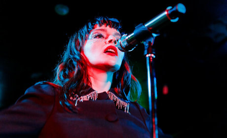 Lauren Mayberry