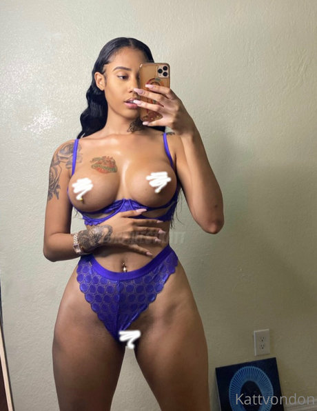 Foto desnuda filtrada de OnlyFans de Katt Von Don Realestkatt