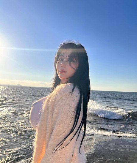 Jung Hye Bin