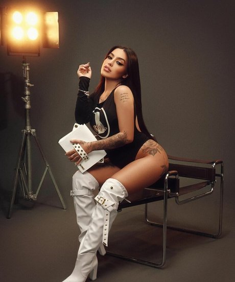 Mc Mirella Foto desnuda filtrada de OnlyFans de Mc Mirella #109