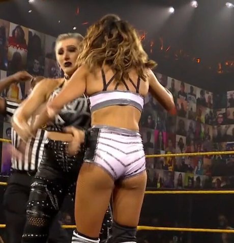 Dakota Kai