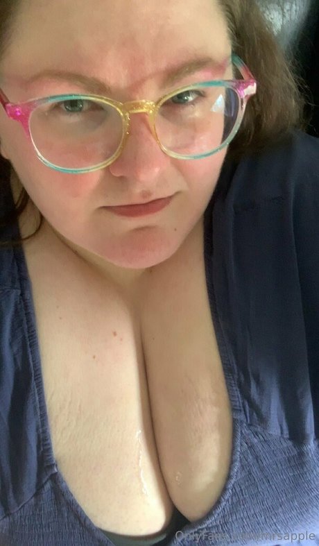 Foto desnuda filtrada de OnlyFans de Mrsapple