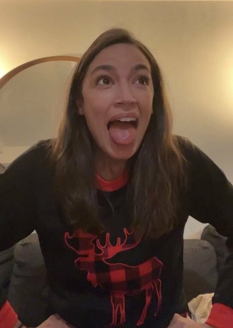 Foto desnuda filtrada de OnlyFans de Alexandria Ocasiocortez