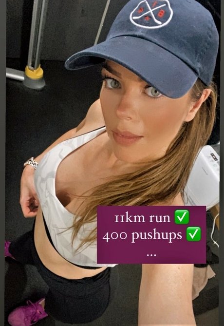 Foto desnuda filtrada de OnlyFans de Jackie Redmond