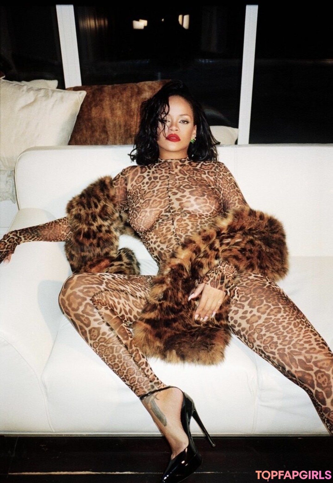 Foto desnuda filtrada de OnlyFans de Rihanna #1040