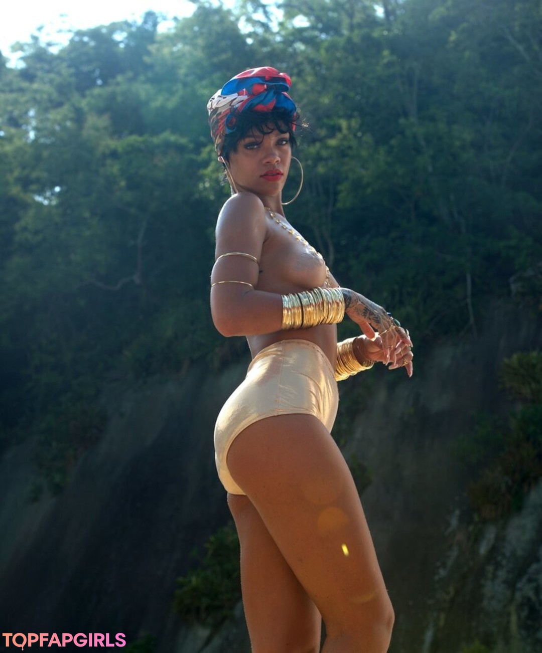 Foto desnuda filtrada de OnlyFans de Rihanna #1321