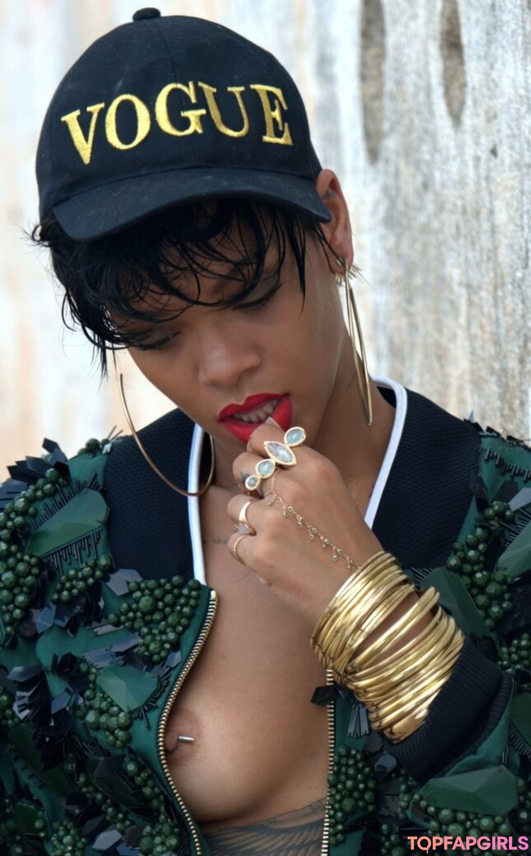 Foto desnuda filtrada de OnlyFans de Rihanna #1461