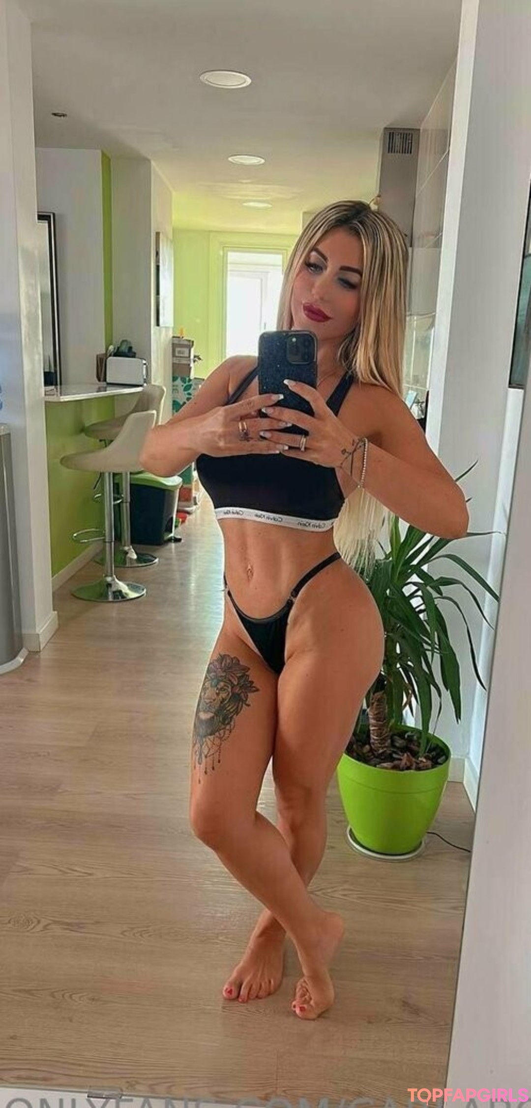 Foto desnuda filtrada de OnlyFans de Carlaboom #1113