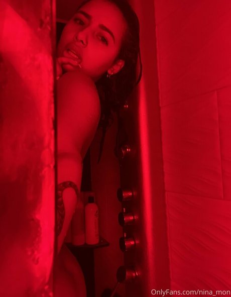 Nina_Mon