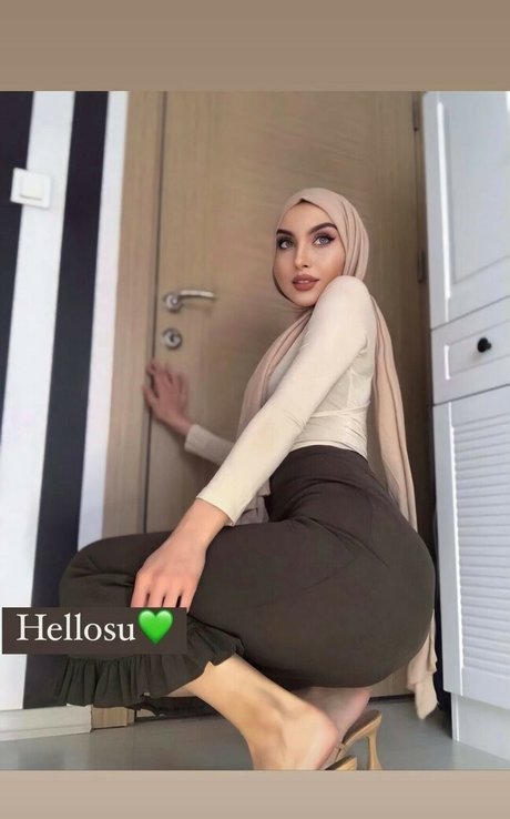 Foto desnuda filtrada de OnlyFans de Sariikubraa