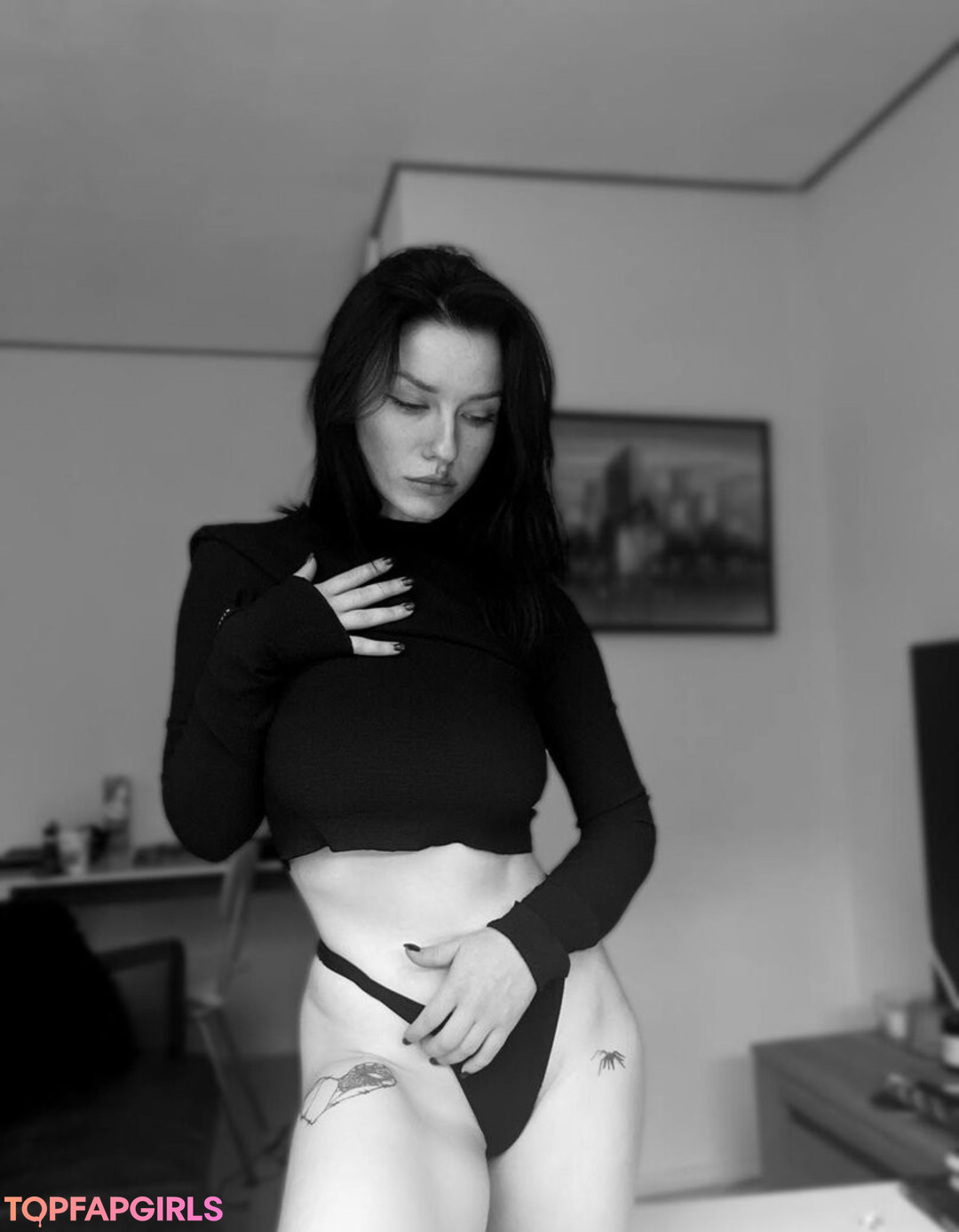 Foto desnuda filtrada de OnlyFans de Innervus #1015