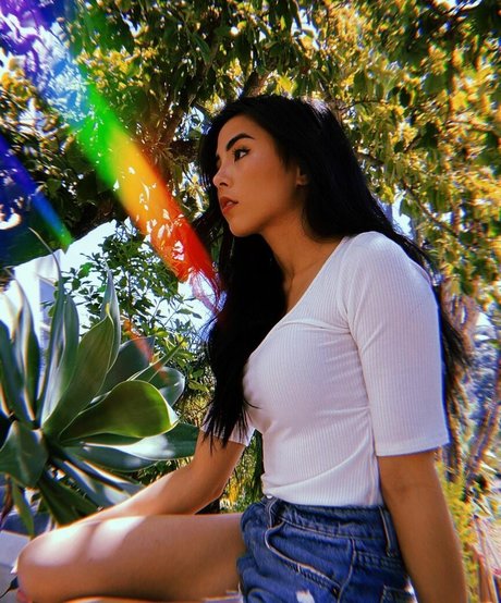 Anna Akana