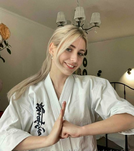 Aliceinwonderland_xo