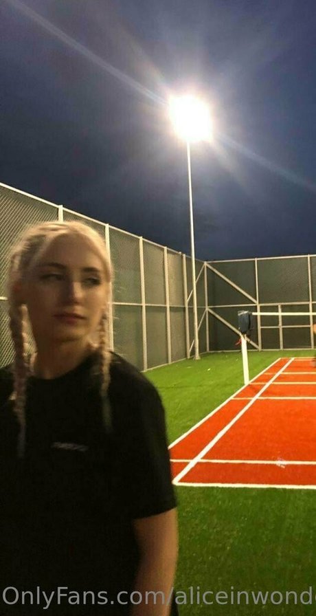 Aliceinwonderland_xo