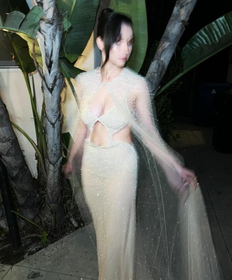 Grace Caroline Currey