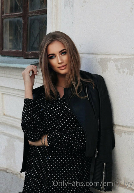 Emily_lyy