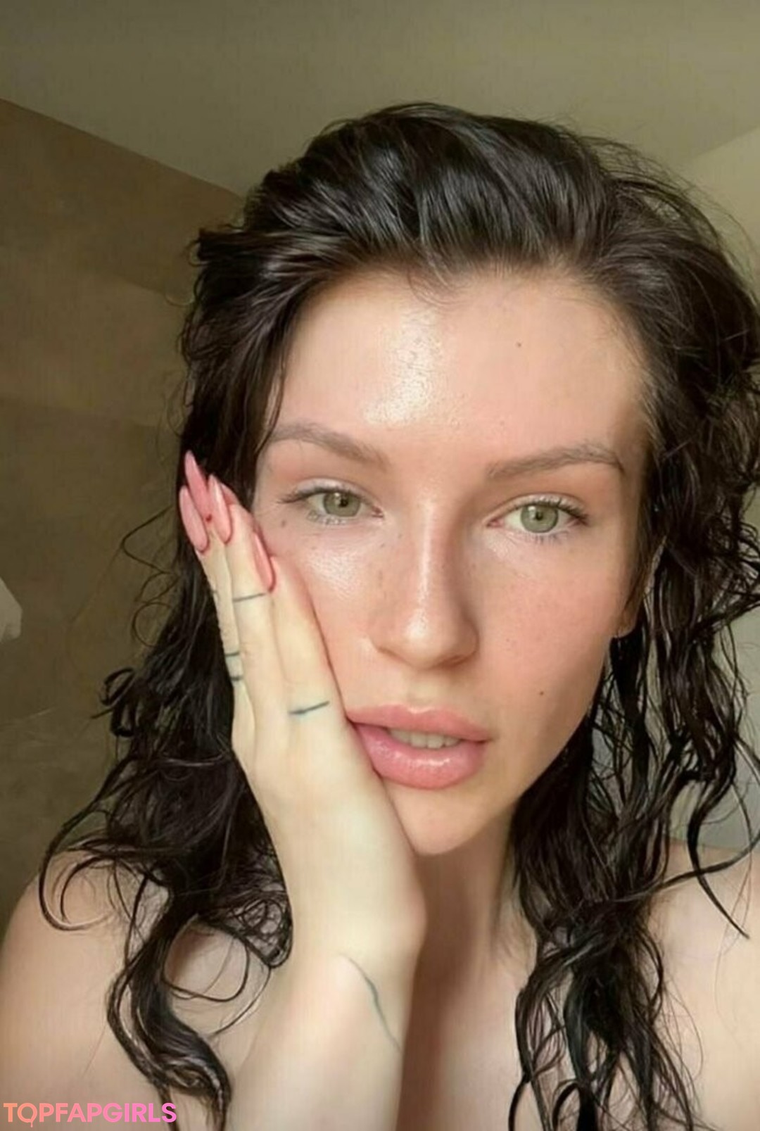 Foto desnuda filtrada de OnlyFans de Flovprincess #1408