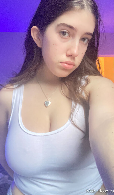 Itsmollyyyrose_again