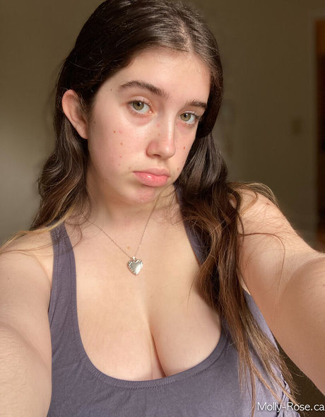 Itsmollyyyrose_again