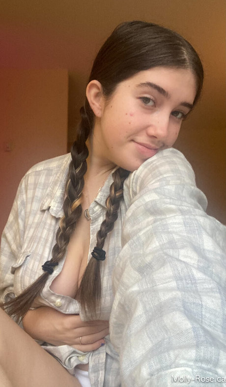 Itsmollyyyrose_again