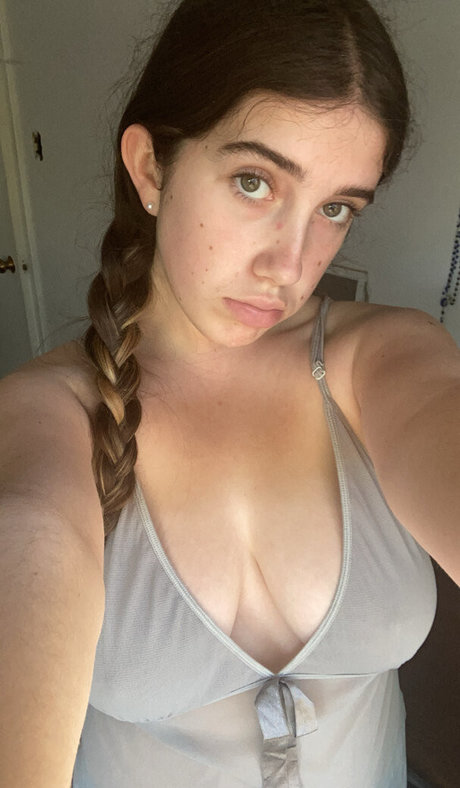 Itsmollyyyrose_again