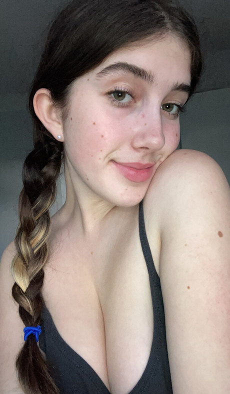 Itsmollyyyrose_again