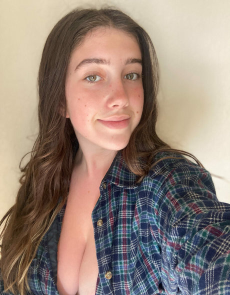 Itsmollyyyrose_again