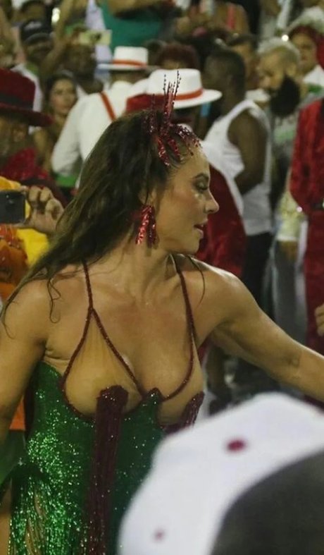 Paolla Oliveira
