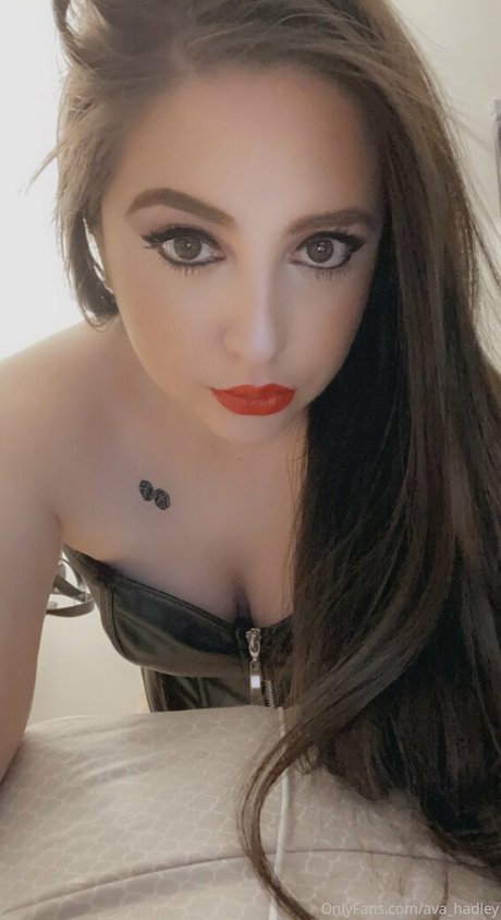 Ava_hadley