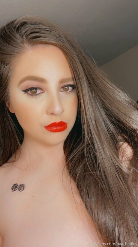 Ava_hadley