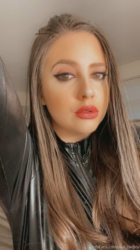 Ava_hadley