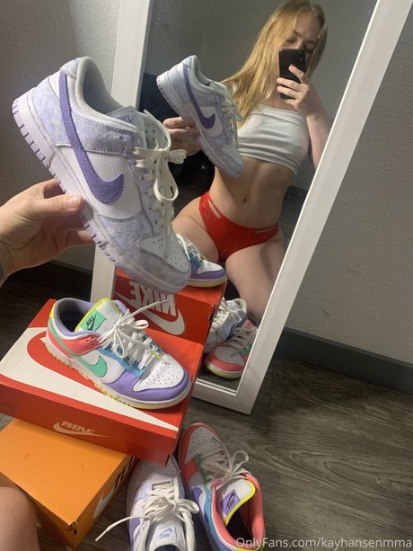 Foto desnuda filtrada de OnlyFans de Kay Hansen