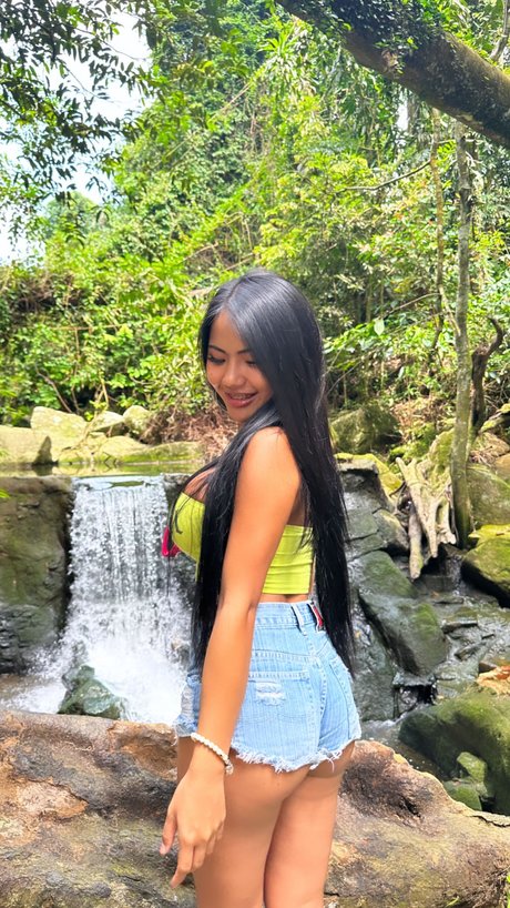 Foto desnuda filtrada de OnlyFans de Praew Phatcharin