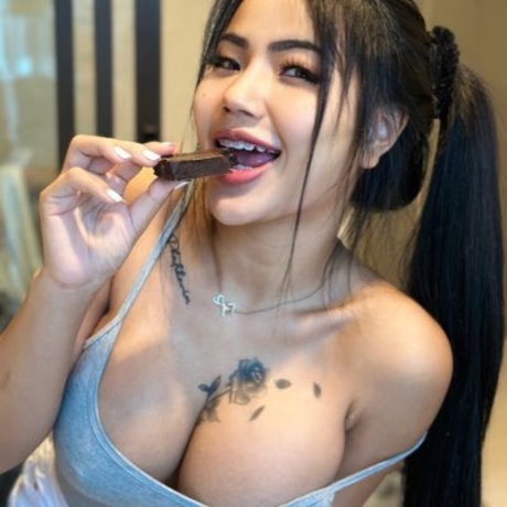 Praew Phatcharin