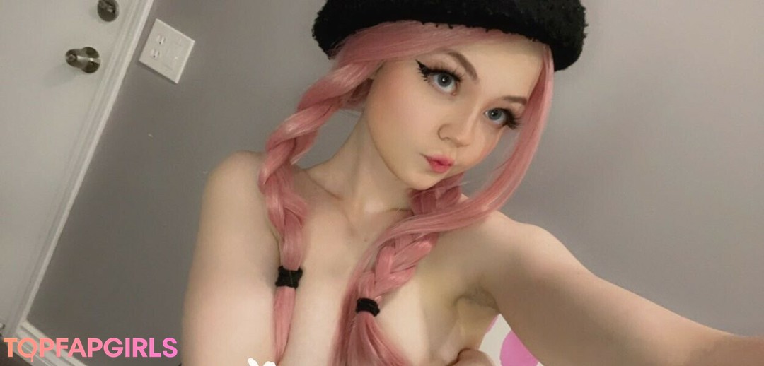 Foto desnuda filtrada de OnlyFans de Strawbeariemilkk #1244