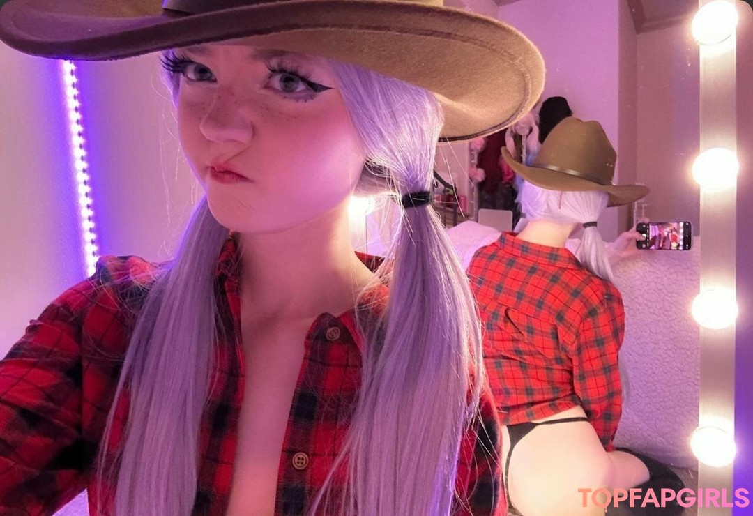 Foto desnuda filtrada de OnlyFans de Strawbeariemilkk #1855