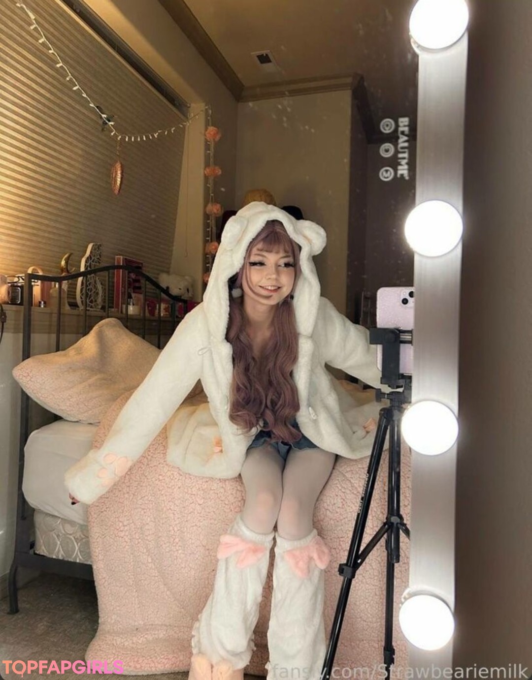 Foto desnuda filtrada de OnlyFans de Strawbeariemilkk #1939