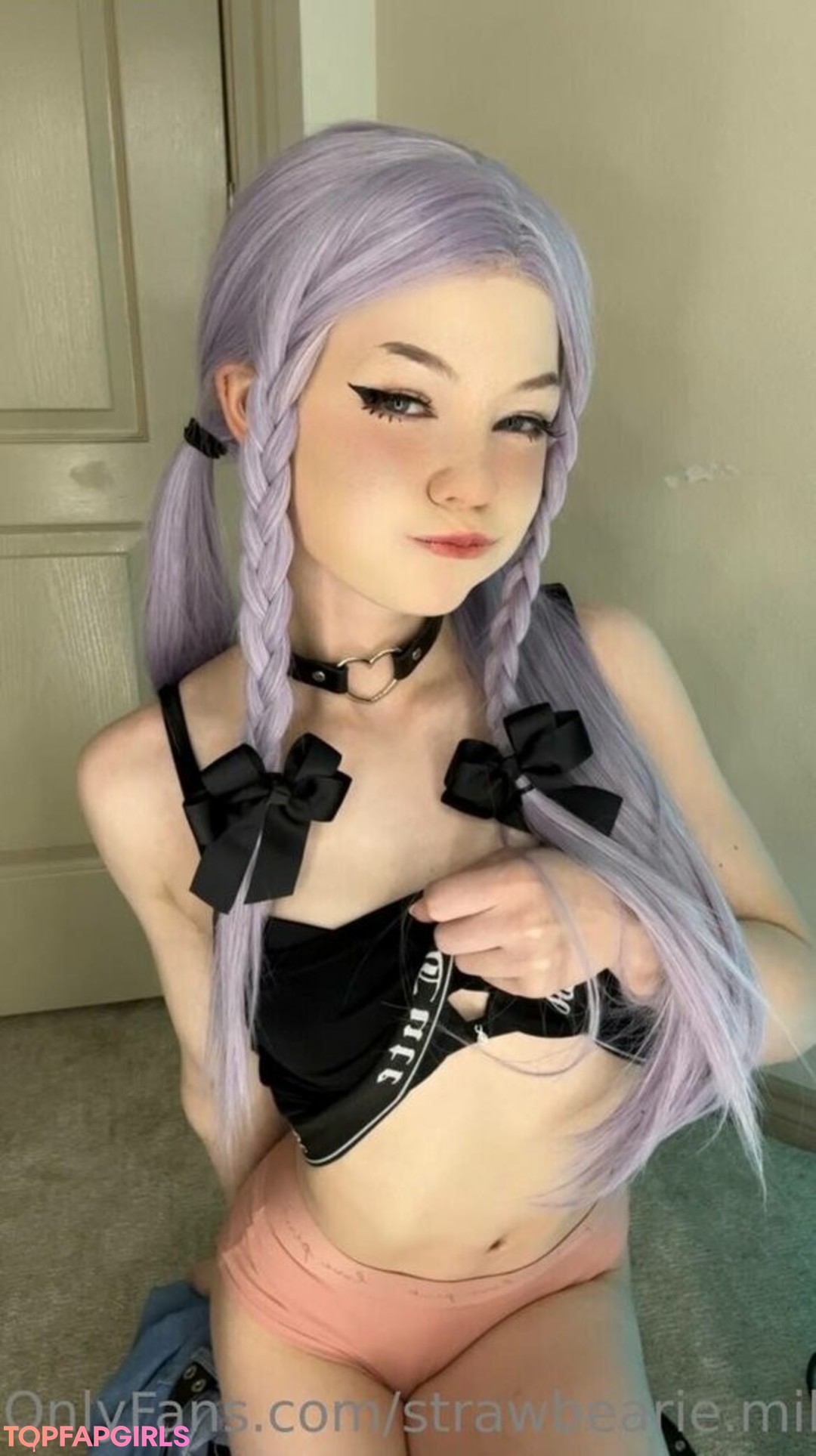 Foto desnuda filtrada de OnlyFans de Strawbeariemilkk #2264