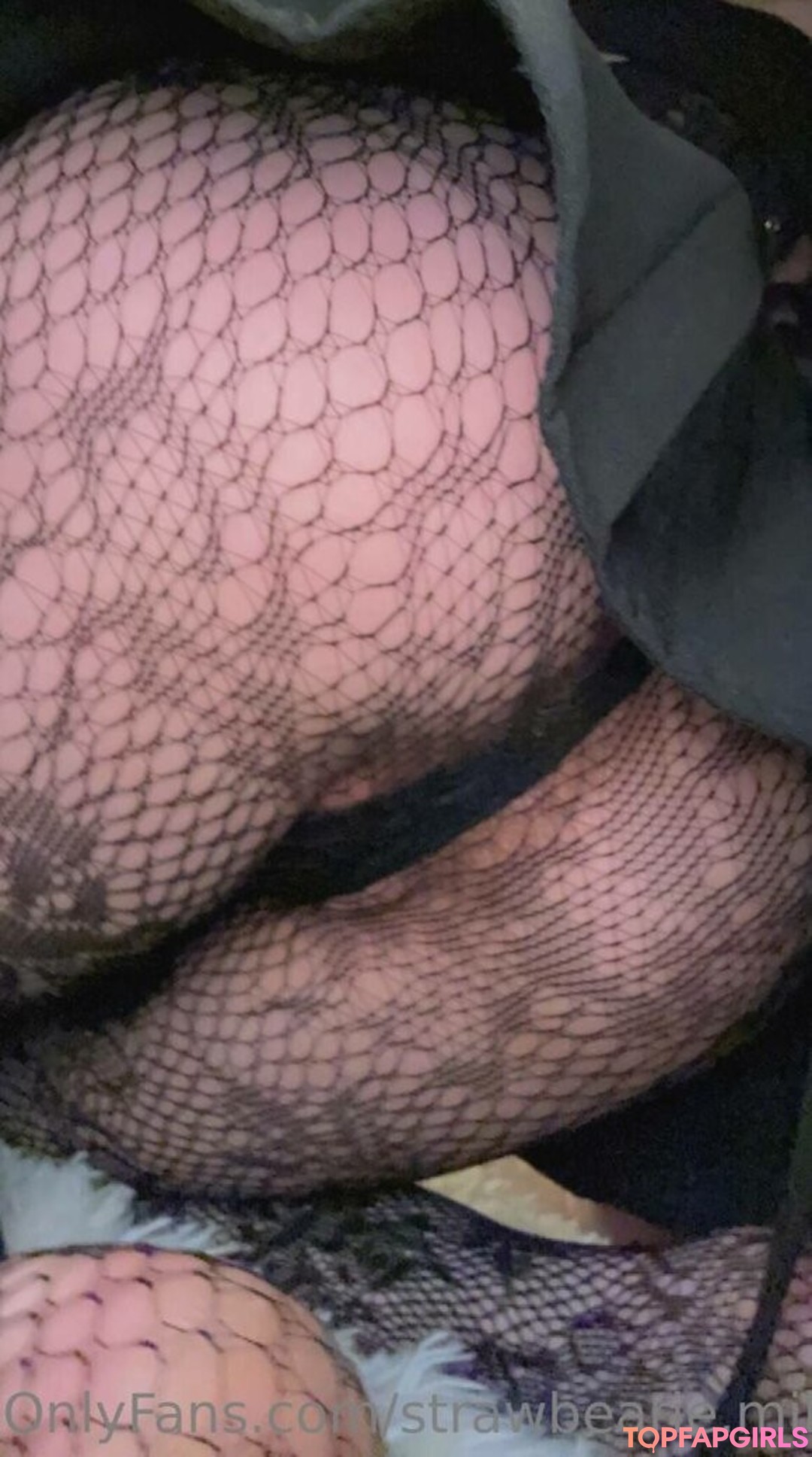 Foto desnuda filtrada de OnlyFans de Strawbeariemilkk #2335