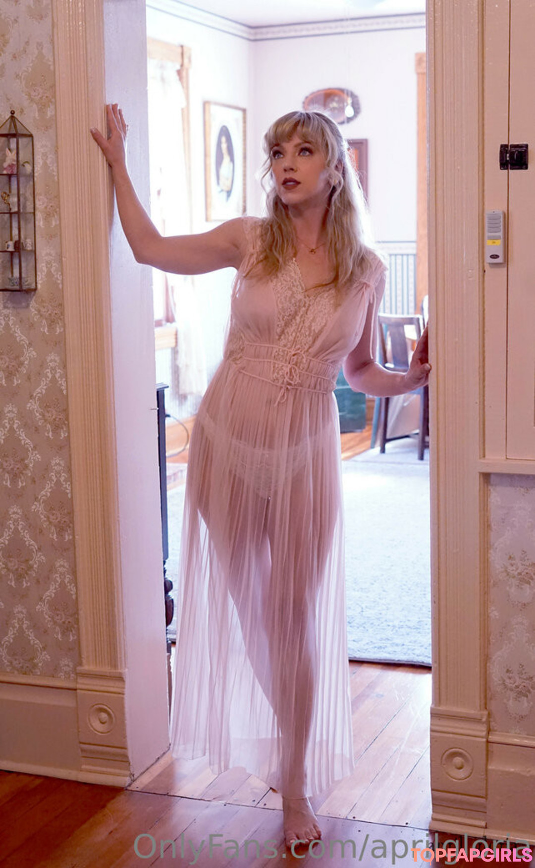 Foto desnuda filtrada de OnlyFans de April Gloria #2056