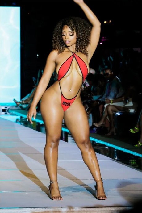 Kathryn Celestre Foto desnuda filtrada de OnlyFans de Kathryn Celestre #28